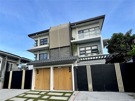 House and Lot for Sale in Taguig .